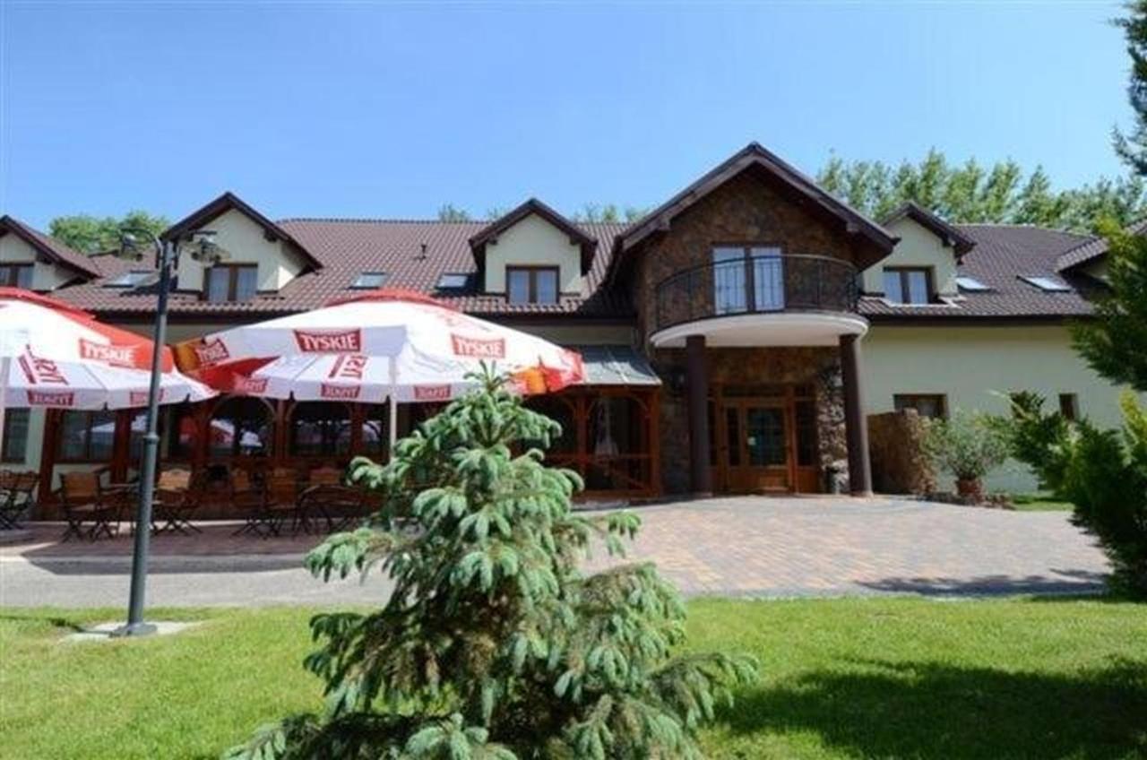 Hotel Stary Mlyn Bolesławiec Exterior foto